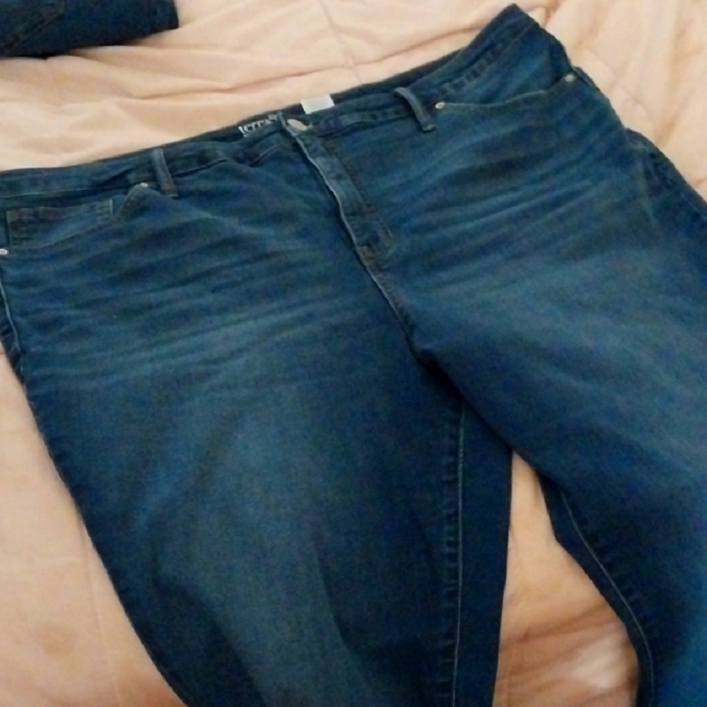 Terra & Sky Women's High Rise Bootcut Jeans, 30” Inseam, Med Wash, 20W